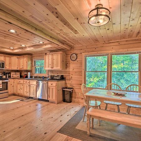 Secluded Cabin With Deck 13 Miles To Downtown Murphy Exterior photo