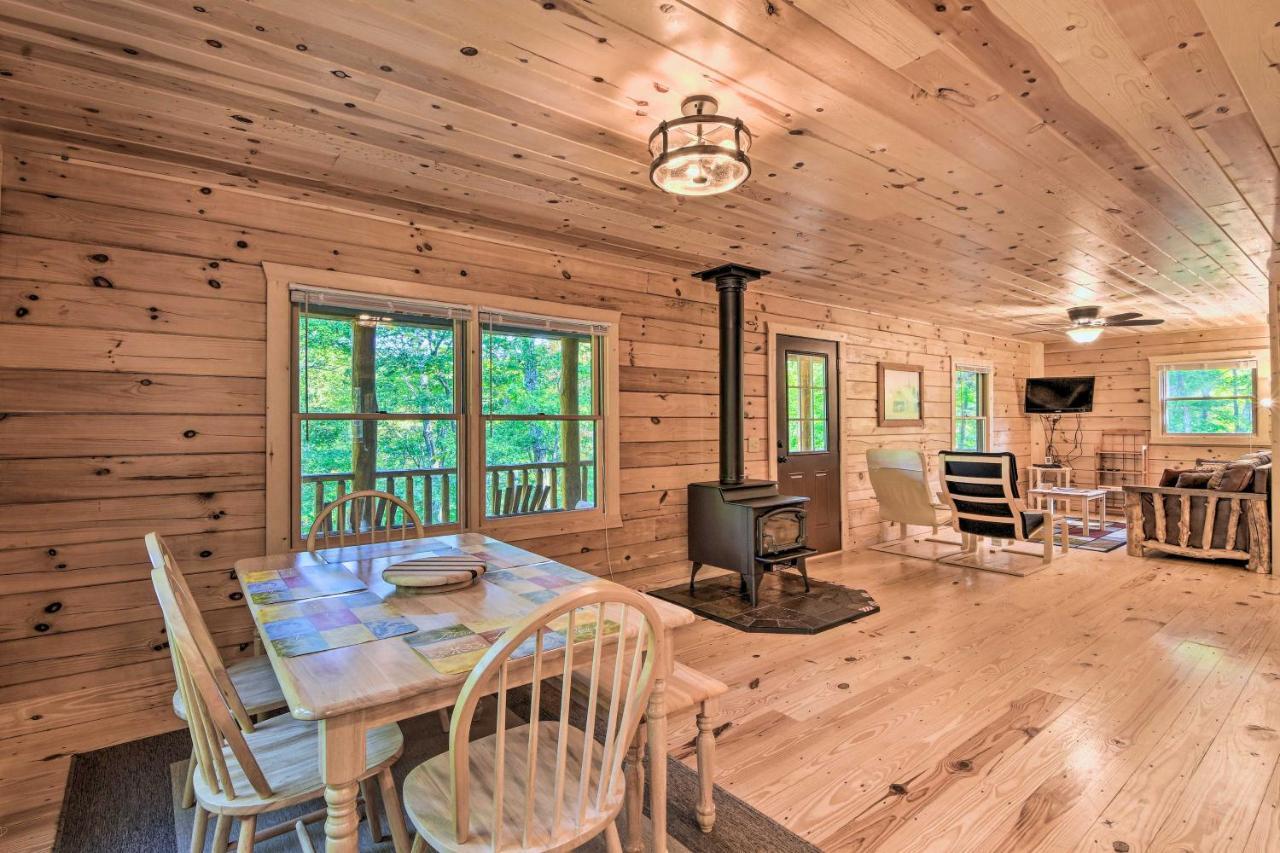 Secluded Cabin With Deck 13 Miles To Downtown Murphy Exterior photo