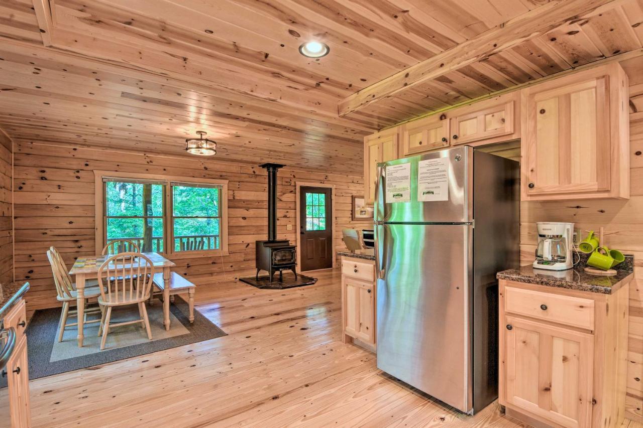 Secluded Cabin With Deck 13 Miles To Downtown Murphy Exterior photo